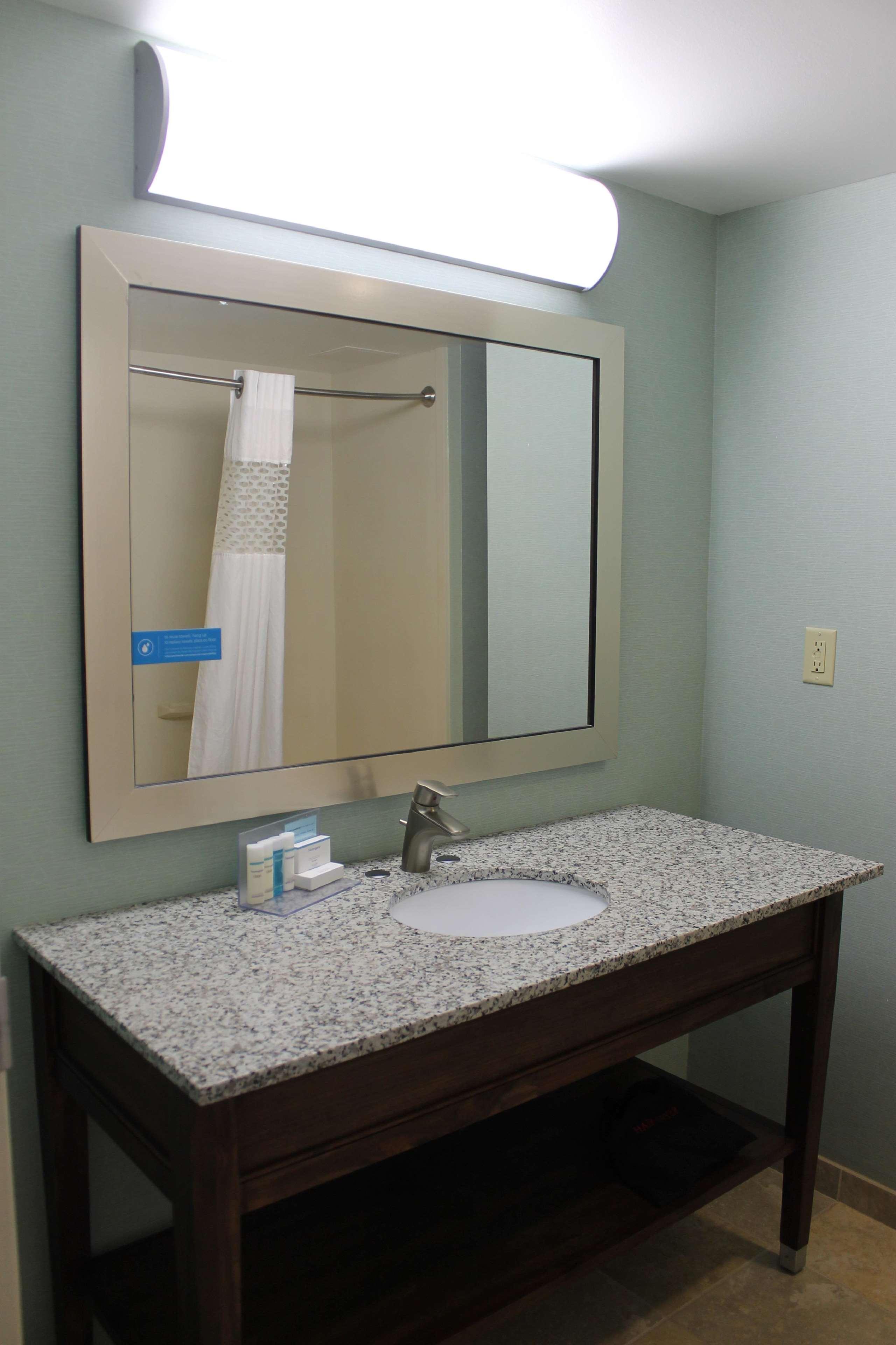 Hampton Inn Dahlgren מראה חיצוני תמונה