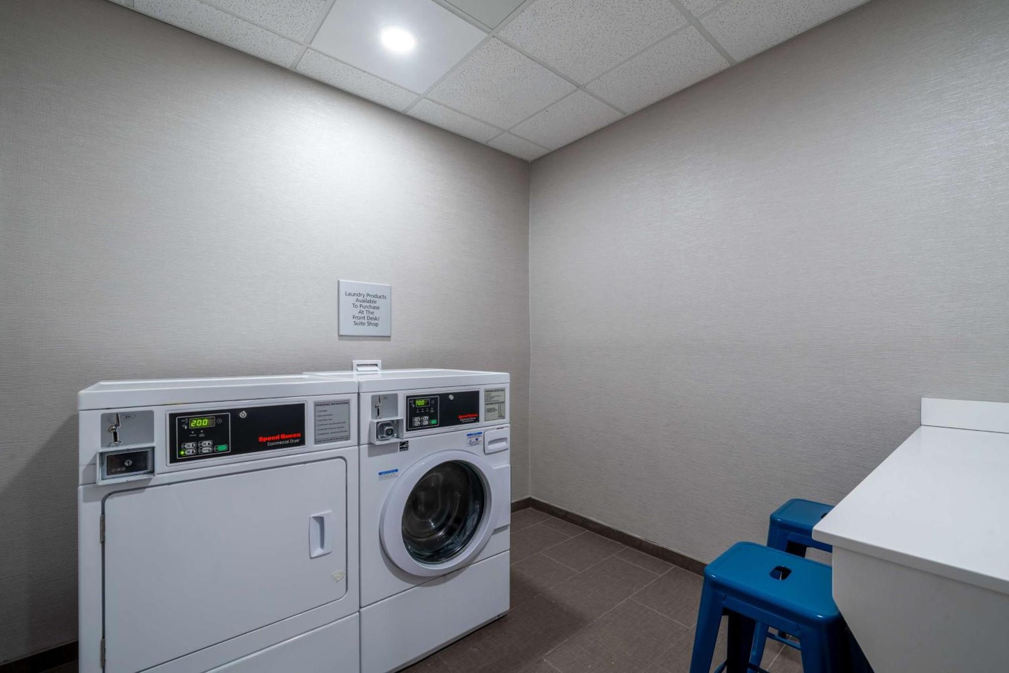Hampton Inn Dahlgren מראה חיצוני תמונה
