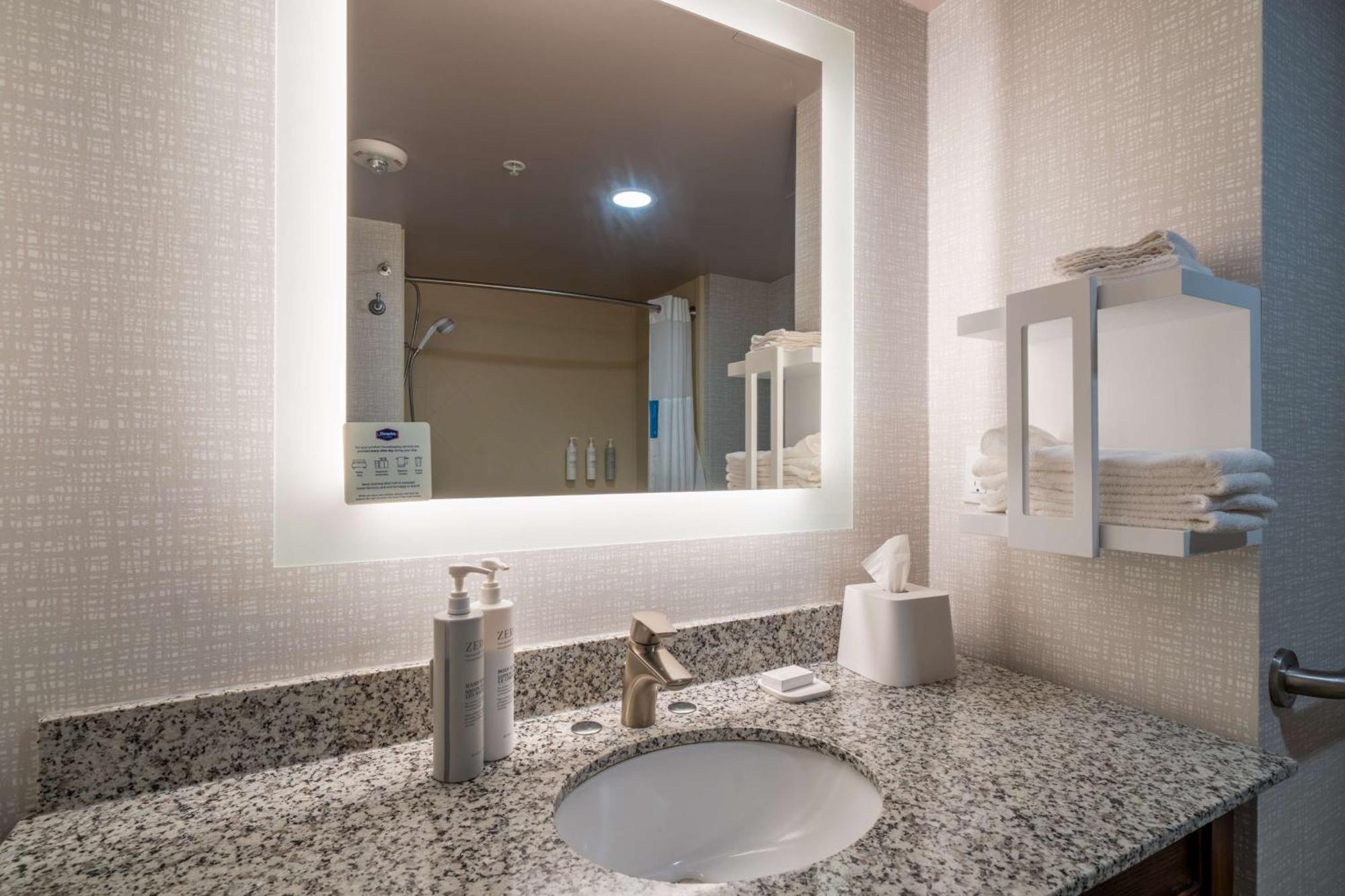 Hampton Inn Dahlgren מראה חיצוני תמונה