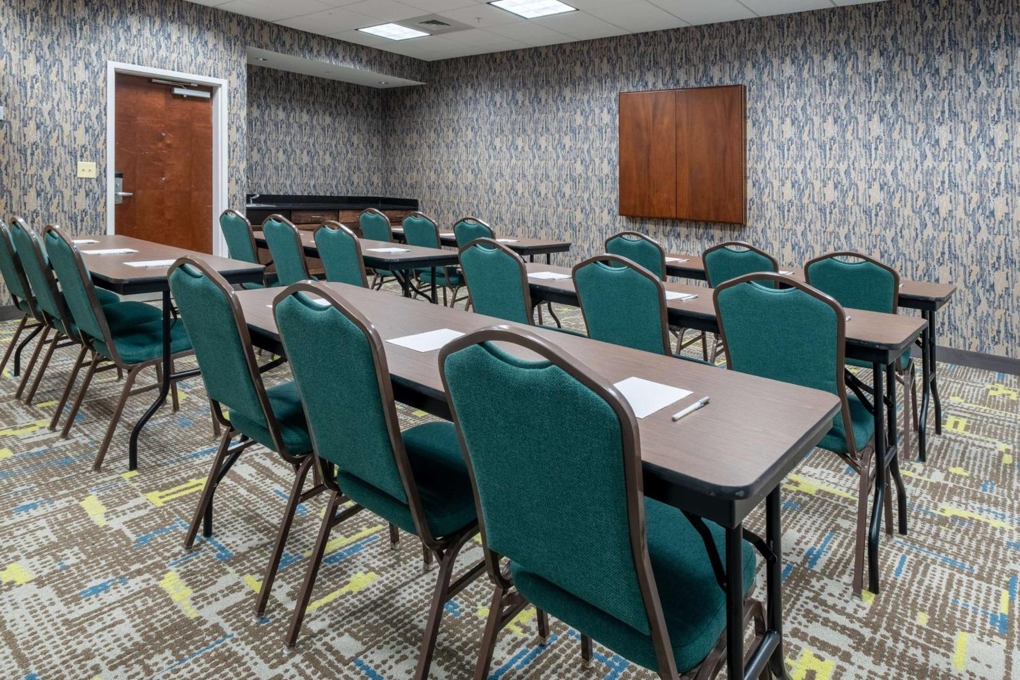 Hampton Inn Dahlgren מראה חיצוני תמונה
