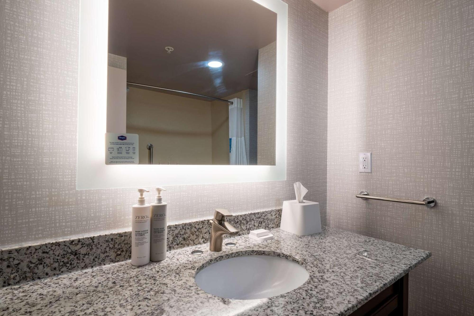 Hampton Inn Dahlgren מראה חיצוני תמונה