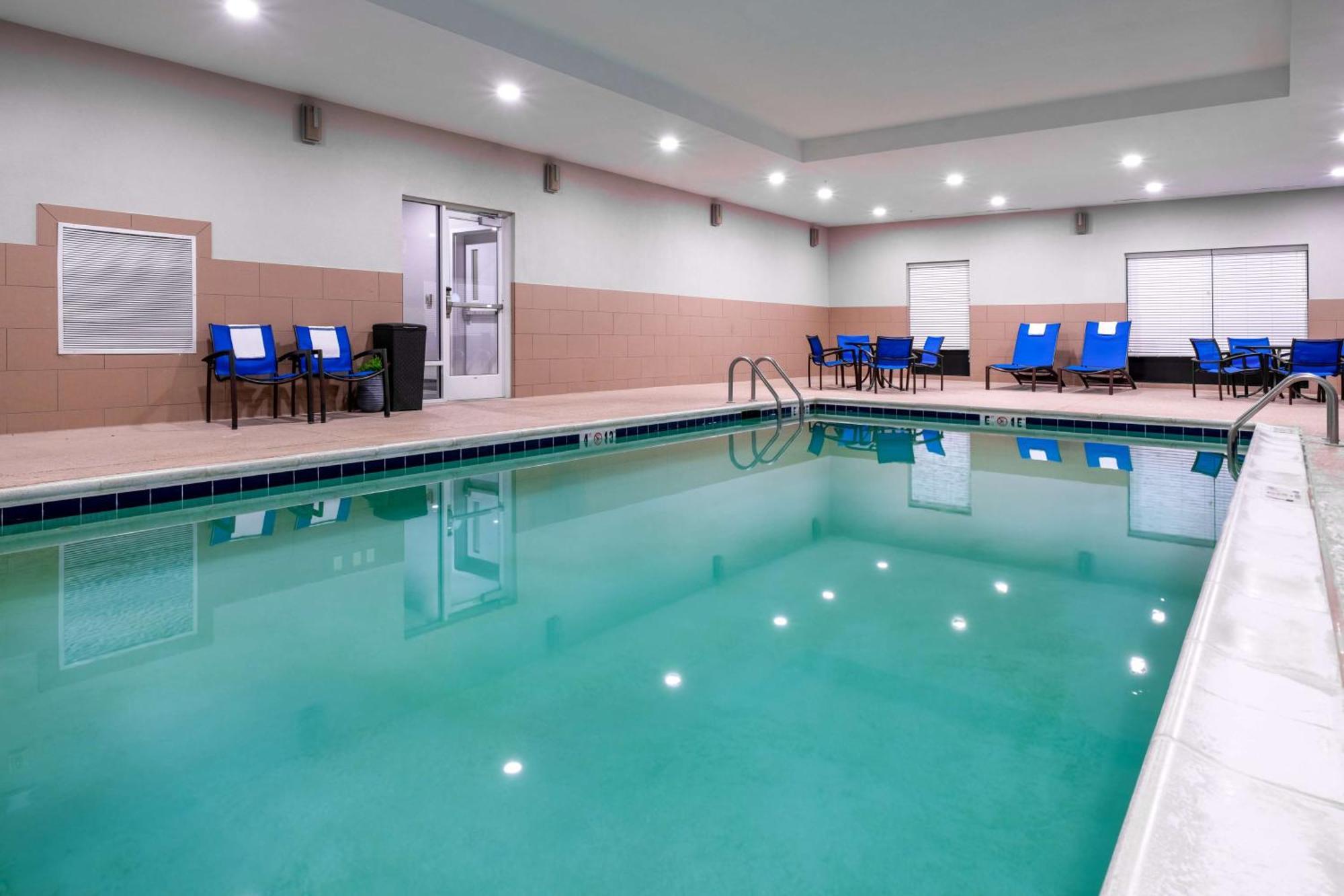 Hampton Inn Dahlgren מראה חיצוני תמונה