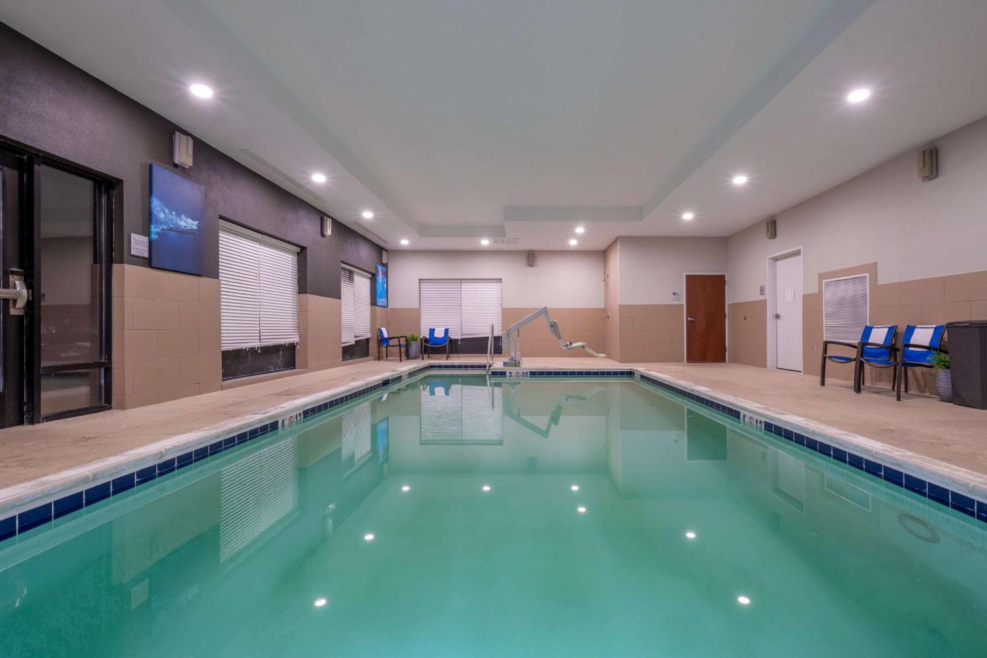 Hampton Inn Dahlgren מראה חיצוני תמונה