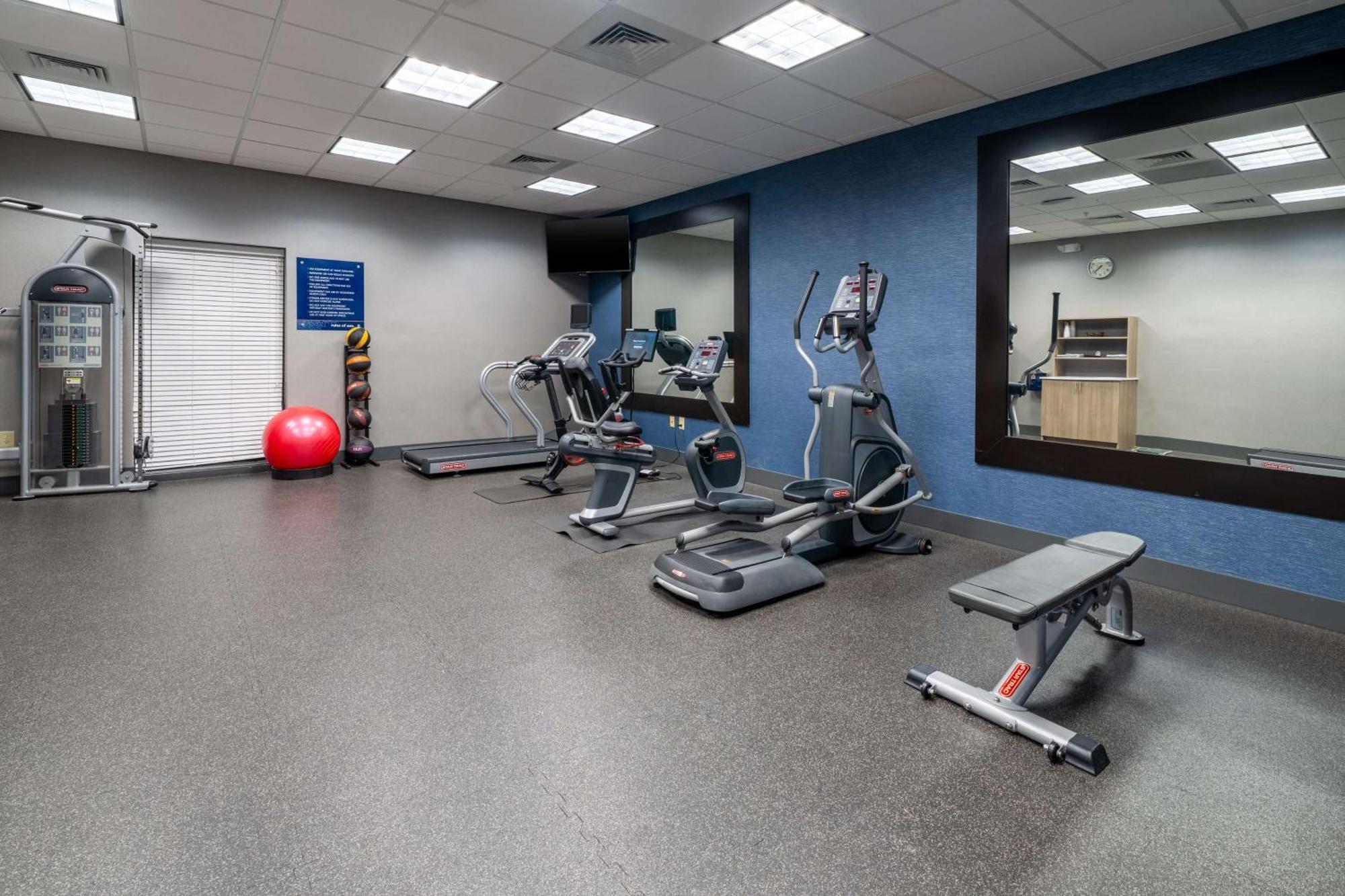 Hampton Inn Dahlgren מראה חיצוני תמונה
