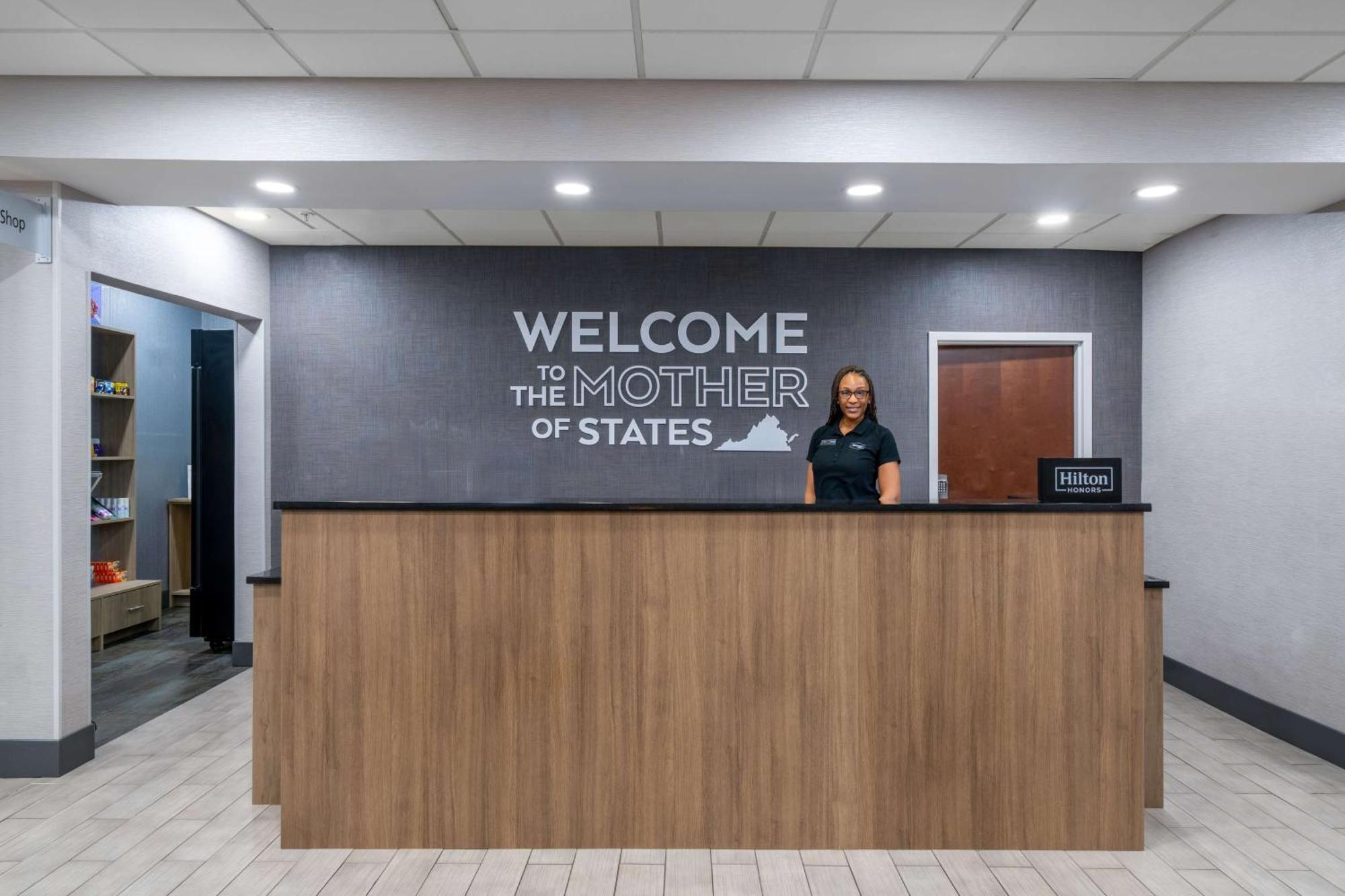 Hampton Inn Dahlgren מראה חיצוני תמונה